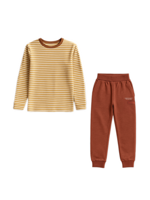 2-Pack Striped Tee & Winter Joggers
