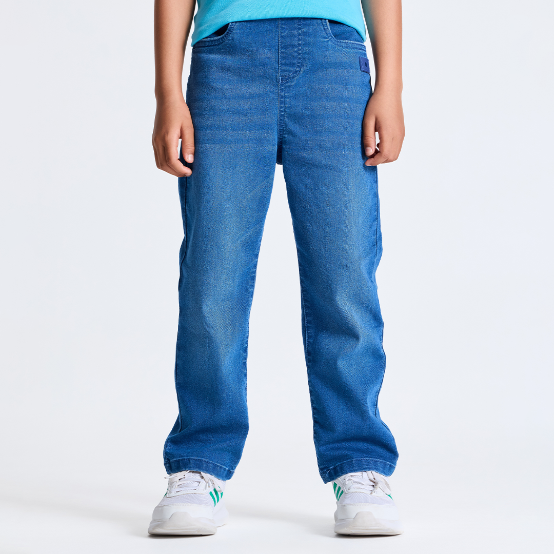 CLASSIC STRAIGHT FIT