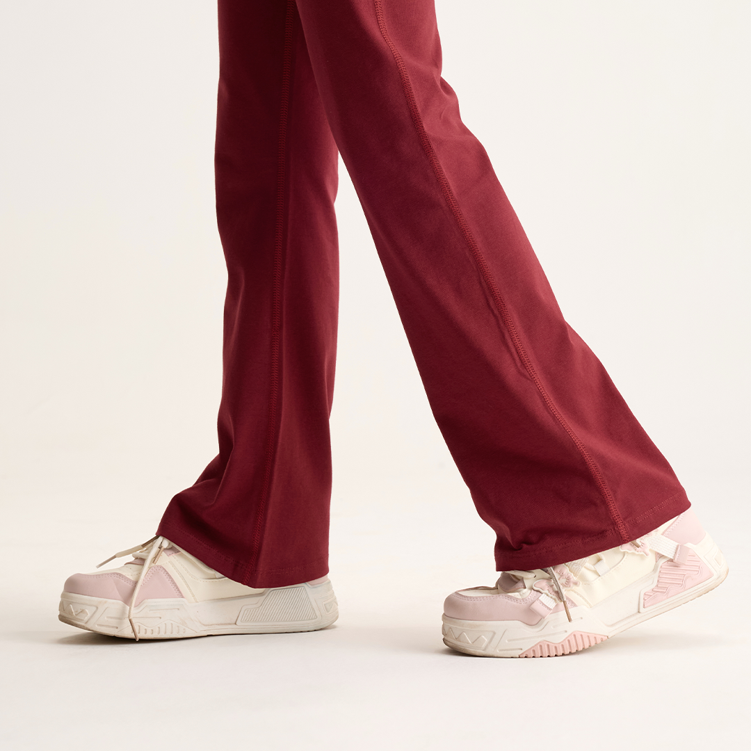 EASY FLARE FIT