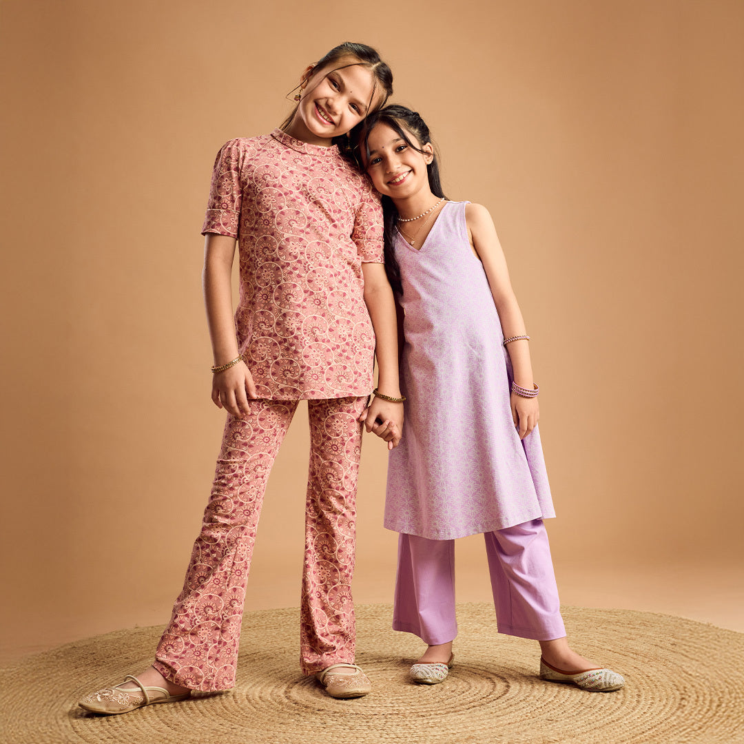 FESTIVE LOOK, EVERYDAY COMFORT